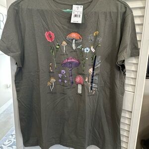 Women's Olive Green Short Sleeve Tee with Botanical Mushroom Print